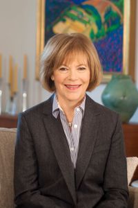Photo of Tina Smith